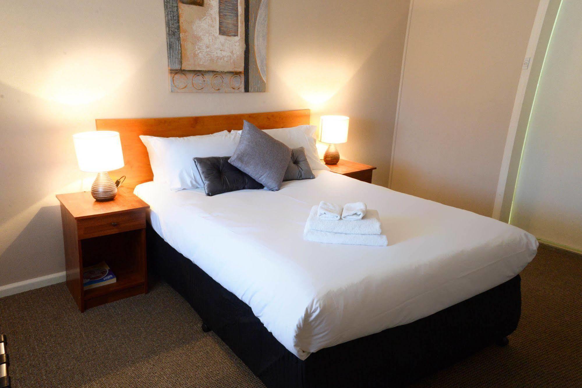 Almond Inn Tamworth Buitenkant foto