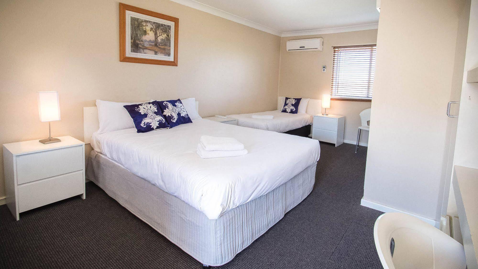 Almond Inn Tamworth Buitenkant foto
